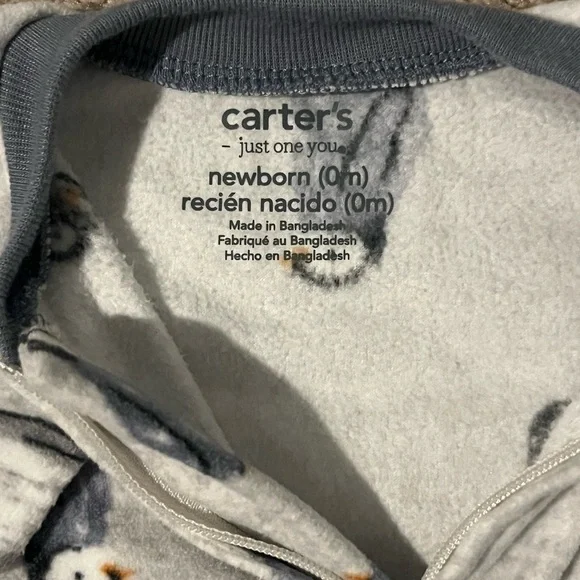 EUC Carter’s Fleece Penguin Onesie (NB) - Picture 2 of 2